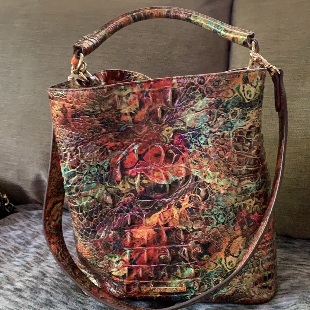 BRAHMIN GORGEOUS MULTI COLOR BAG.